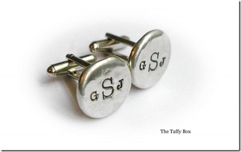 customized cuff links, groomsmen gifts, Dallas Wedding Planner, Planning For Dudes 