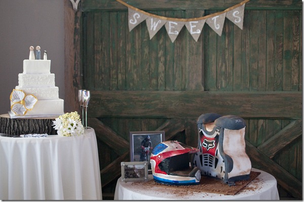 Motocross Groom's Cake, Square Wedding Cake, Dallas Wedding Planner, McKinney Flour Mill