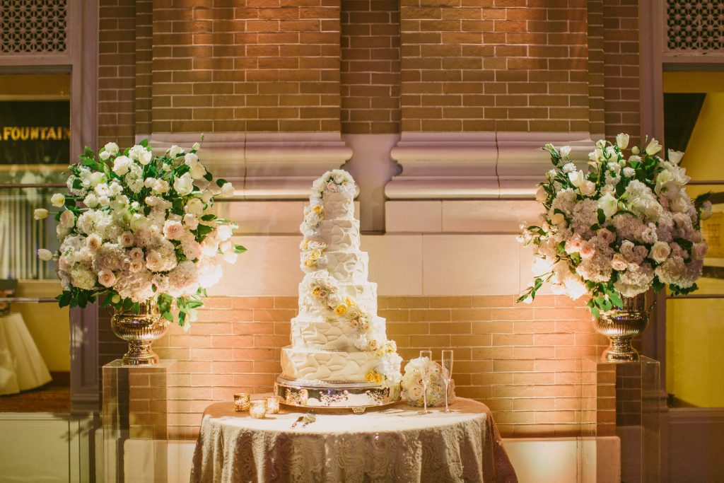 Dallas wedding cake